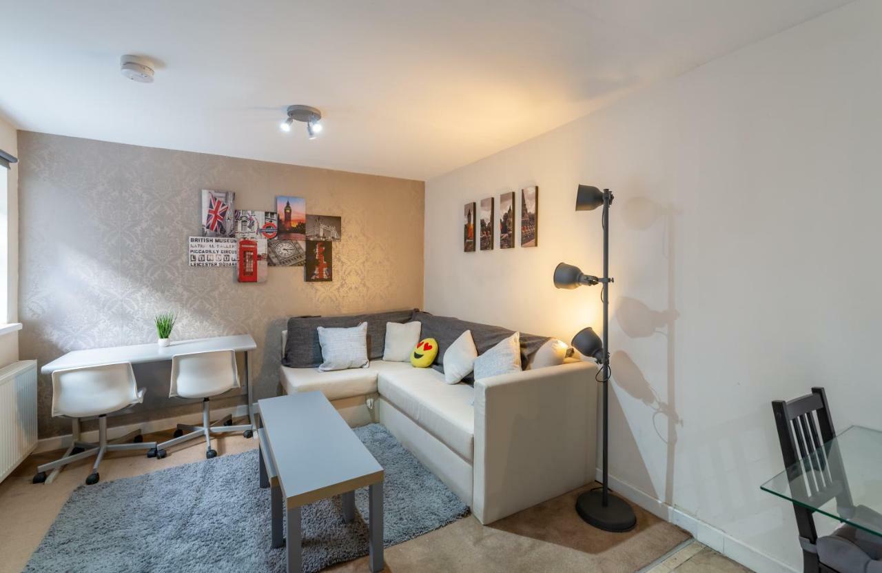 3 Bedroom Apartment Newcastle City Centre Exterior photo